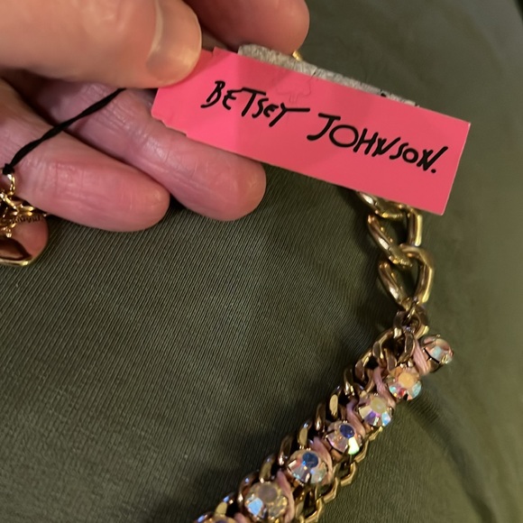 Super RARE Betsey Johnson Crown Jeweled Statement Collar Necklace NWT - Picture 4 of 4